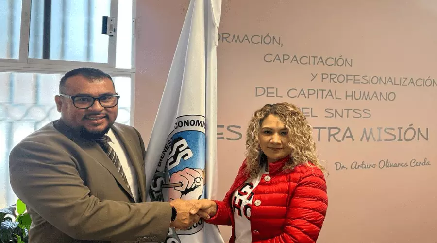 ¡Seguimos llevando la oferta académica a las instituciones!