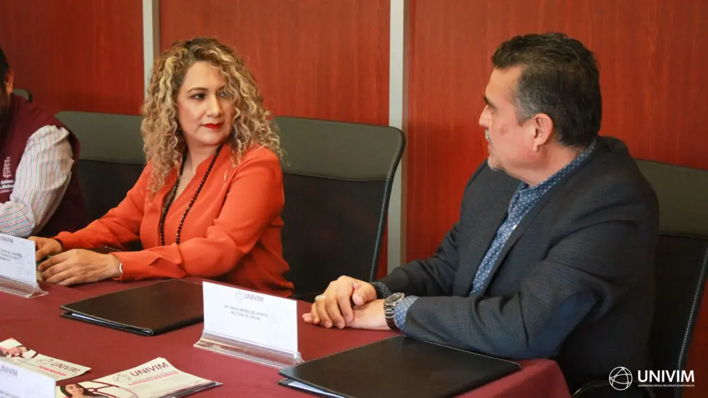 ¡Firma convenio la UNIVIM con SNTSS Sección XX Michoacán Oficial!